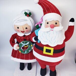 Santa Claus & Mrs. Claus Cloth Door  Greeters Target Wondershop Christmas 20-22"